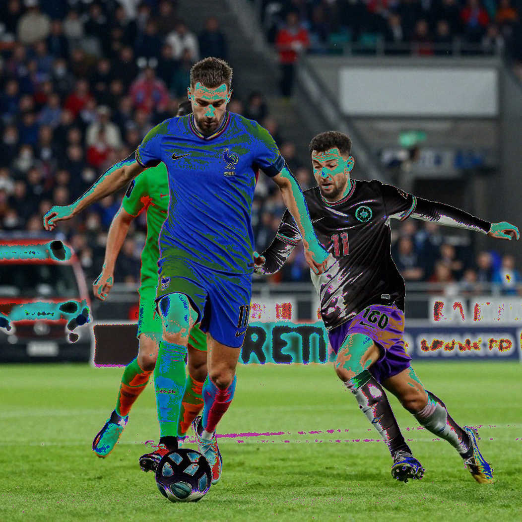 Bryan Zaragoza xác nhận từng đứng trước Barcelona, và cái giá của một trận đấu quá đẹp