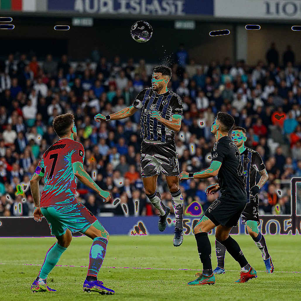 Ba cái tên tự do trước cửa Persib: Benzema, Williams và rào cản không nằm ở phí chuyển nhượng