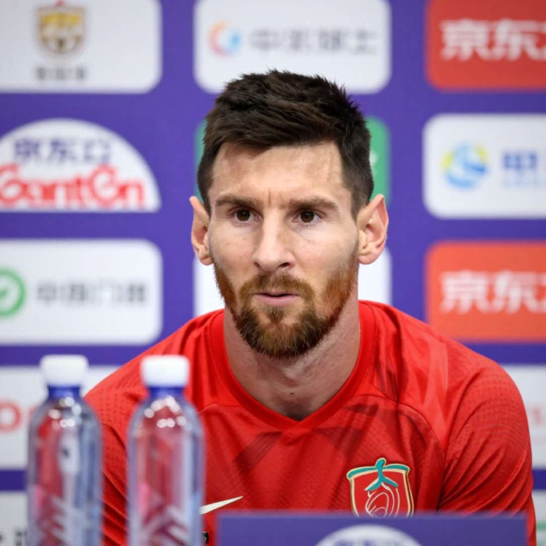 Valverde nghỉ 2-3 tuần: Mắt cá chân trái, sự im lặng của VAR và một bản tin cần kiểm chứng