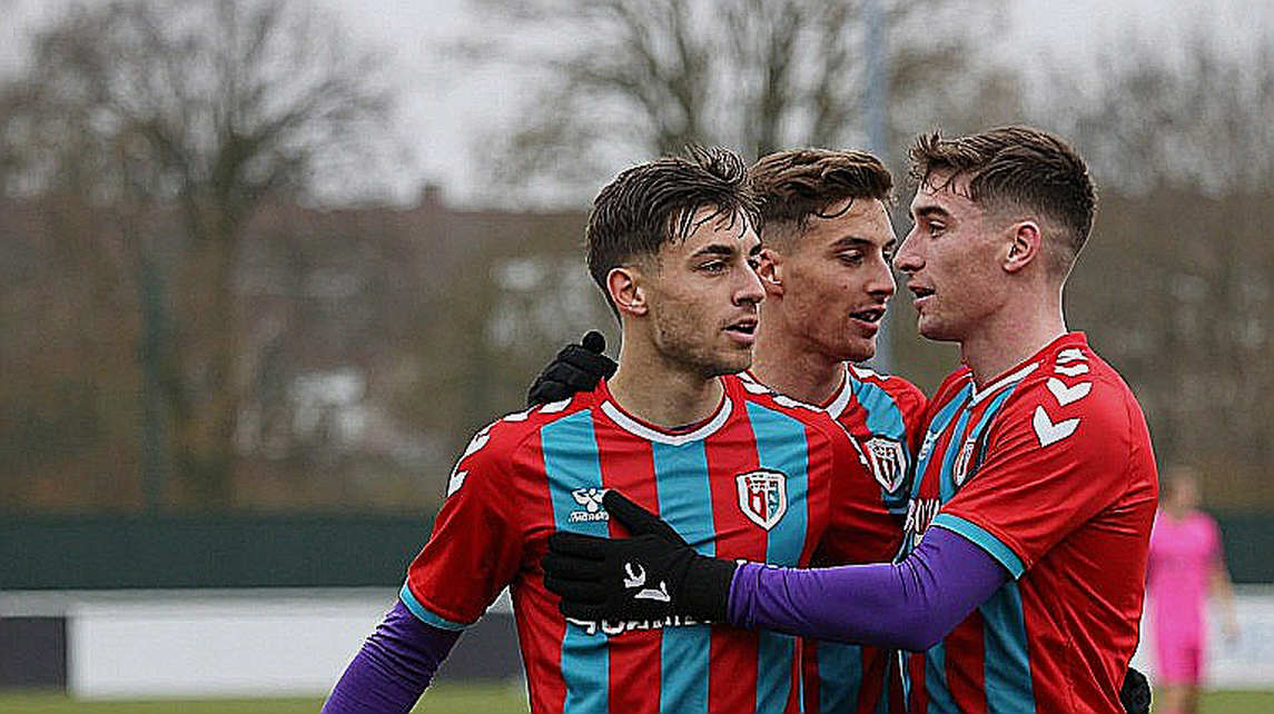 Bản phân tích trống và bài học về dữ liệu trong bóng đá Việt Nam