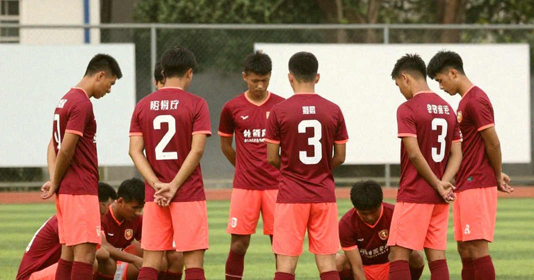 Man City và bóng đen án phạt: Khi ngai vàng Premier League rung chuyển