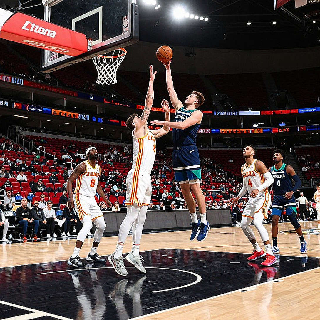 Josh Hart chơi bóng với ngón tay hỏng vĩnh viễn: Knicks giữ chiều sâu, Hart ôm trọn rủi ro